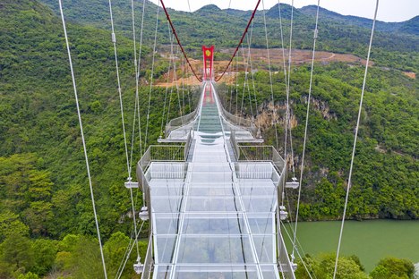 A glass bridge in China by UAD