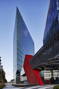 CLOU Architects designs the Shoukai Vanke Centre Beijing

