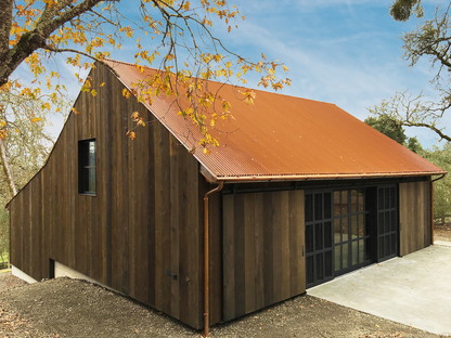 Faulkner Architects and the creative repurposing of a small barn
