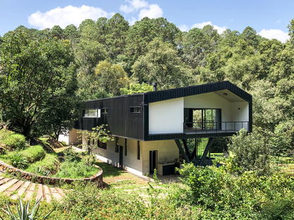 Casa Ocoxal by A-001 Taller de Arquitectura, living in nature 