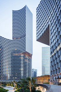 Büro Ole Scheeren’s DUO in Singapore, a sustainable tower awarded the CTBUH Award 
