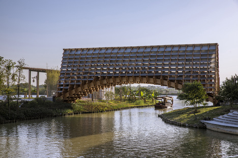 LUO studio designs bridge for the rural revitalisation of Gulou Waterfront
