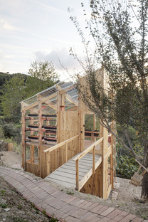 IAAC’s Solar Greenhouse produces both food and energy
