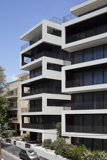 Bar Orian Architects, building in the White City, Tel Aviv
