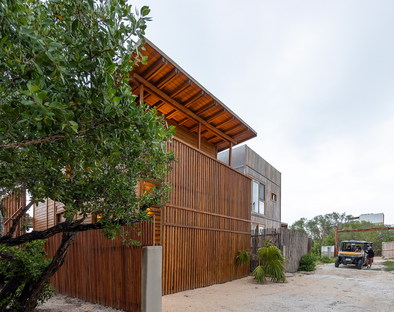 Local materials and traditions for RED Arquitectos’ Casa Numa 
