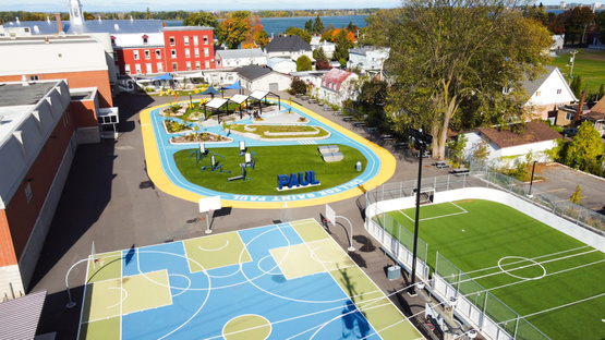 Rethinking a schoolyard, Taktik Design
