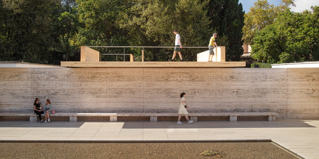 Wood to reinterpret the Mies van der Rohe Pavilion
