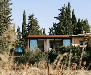 Mahos Architecture’s addition to a home in a vineyard 
