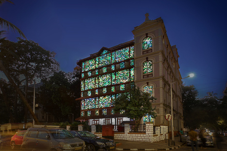Luzinterruptus at Mumbai Urban Art Festival 
