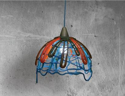 Amorph lamp made of recycled plastic
