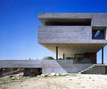 Exposed concrete in an award-winning building
