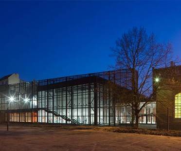 Sports and leisure facilities integrated into their surroundings. Major architekci.
