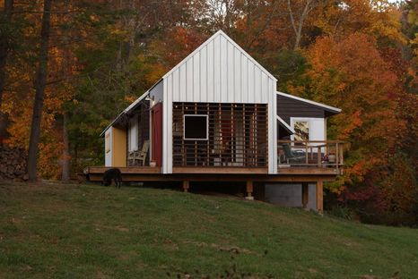 Farmhouse Redux. Sustainable project by Chad Everhart.

