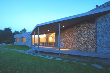 Building in the landscape: Hunting Lodge by Basarch
