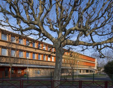 Refurbished school: more sustainable and more attractive too. Lem+ architectes.
