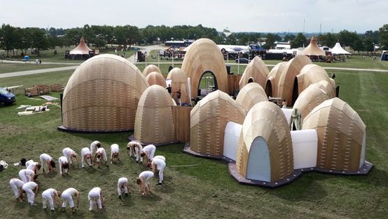 Architecture and performance. The Velvet State by SJHworks for the Roskilde festival.
