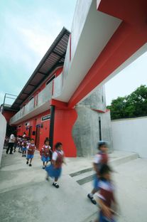 A new kindergarten in Thailand. Prachasongkroa School.
