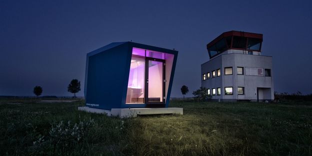 Mobile hotel. Hypercubus by wg3. Not just a container.
