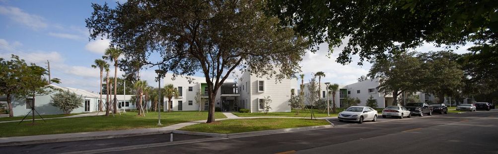 LEED Gold: Kennedy Homes by Glavovic Studio. 