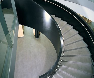 Porcelain staircases: solutions for the home<br />

