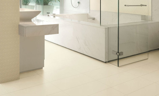 Less is more: minimalist spaces with porcelain stoneware surfaces
