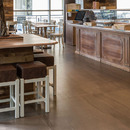 Surfaces for bars and restaurants: FMG’s porcelain collections 
