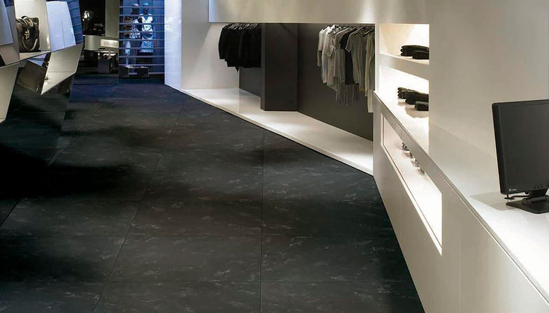 FMG marble-effect porcelain floors in shopping centres
