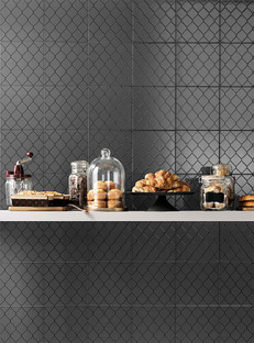 Vintage and contemporary ceramic tiles: the charm of industrial style atmospheres<br />
