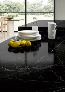 SapienStone: black and green designs for today’s kitchen surfaces 
