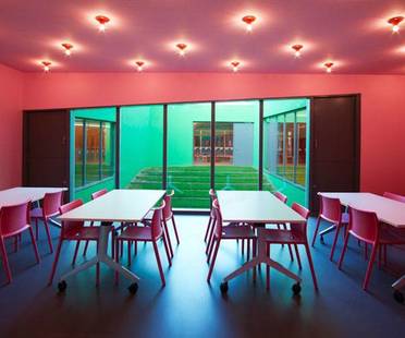 Floor and wall coverings in educational spaces
