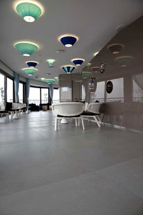 New colour solutions with big tiles
