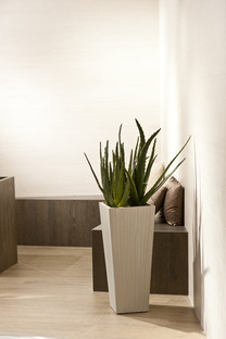 Big floor and wall tiles from Eiffelgress’s Megamicro collection

