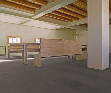 Stone floors for a religious building in Maremma
