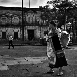 René Valencia, Street Photography in Guadalajara