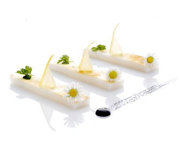 Trieste cuttlefish, chamomile and parsley
