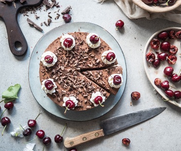 <strong>Black Forest Cheesecake – recipes by Frames of sugar</strong><br />
