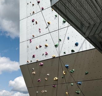 A mini-tower of sport with an aluminium façade by Dorte Mandrup
