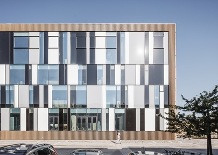 Tingbjerg library, a COBE project with a brick baguette façade  
