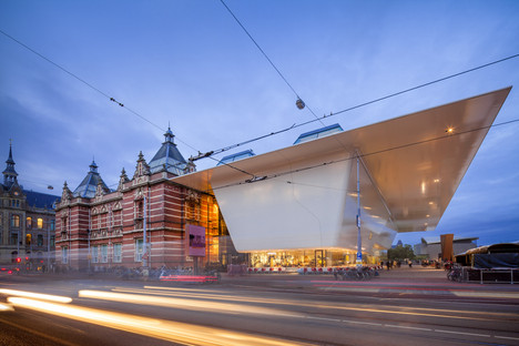Tenax and Twaron for the Stedelijk Museum by Benthem Crouwel Architects

