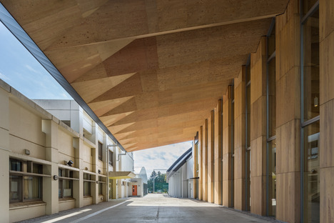 Wooden structure for the ICU New Physical Education Center by Kengo Kuma