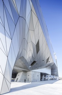 Musée des Confluences in steel, glass and concrete by Coop Himmelb(l)au 