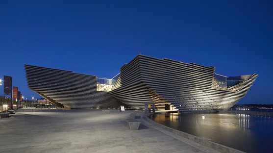 Façade with concrete sunbreaks for the V&A Dundee Museum
