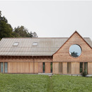 Innauer Matt Architekten’s concrete and wood house

