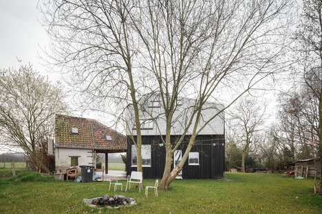 NU Architectuur designs house in wood, lime hemp and straw
