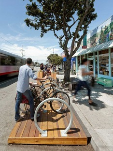 <strong>TACTICAL URBANISM - THE STREET</strong><br />
