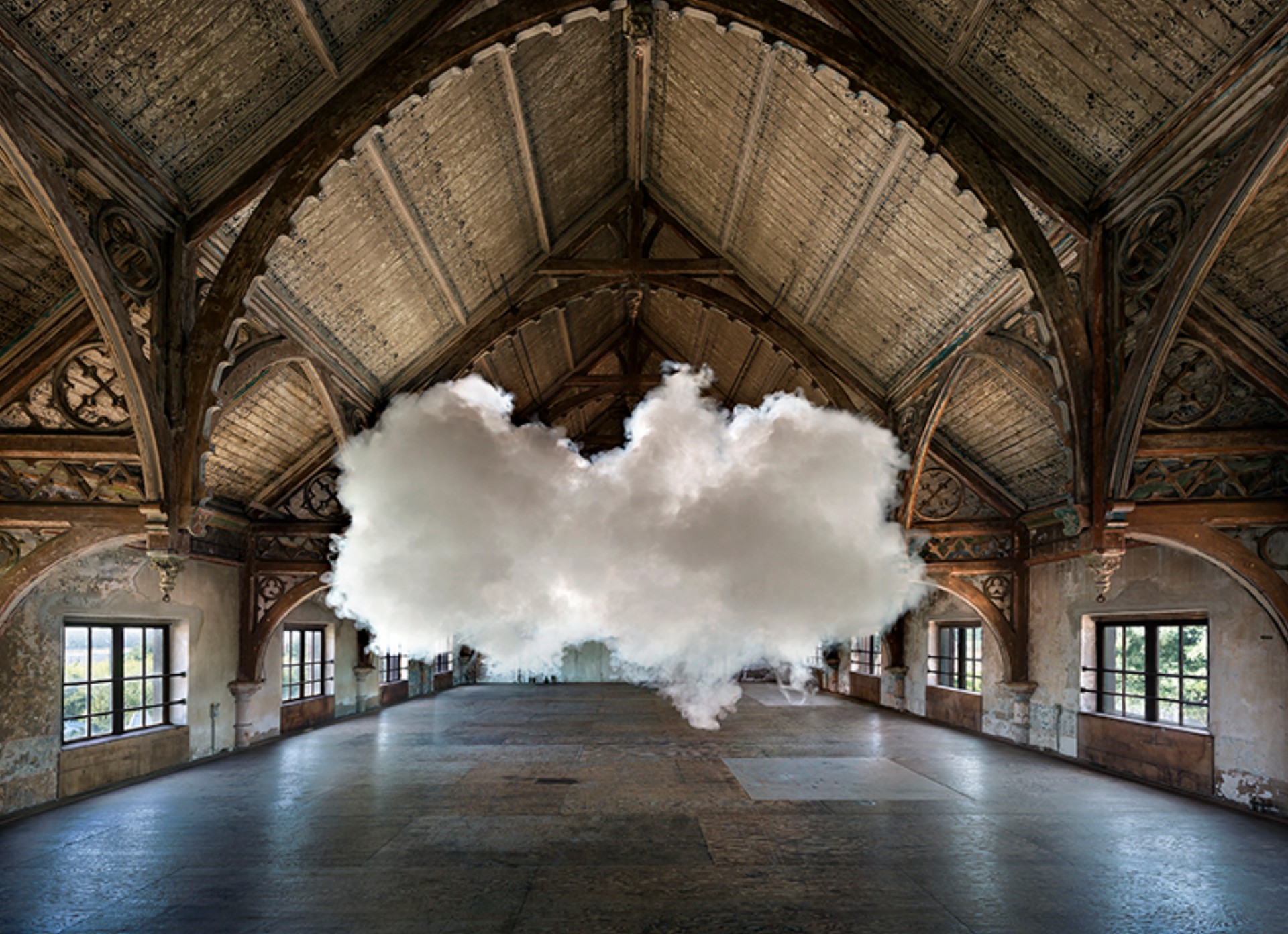 Nimbus: Berndnaut Smilde?s indoor clouds | Floornature